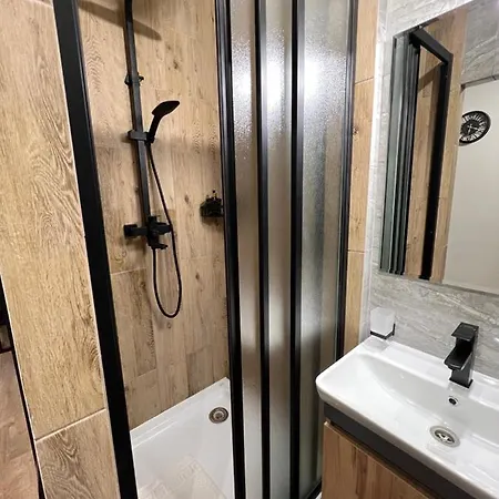 Cozy Loft на староєврейській 24 Λβιβ